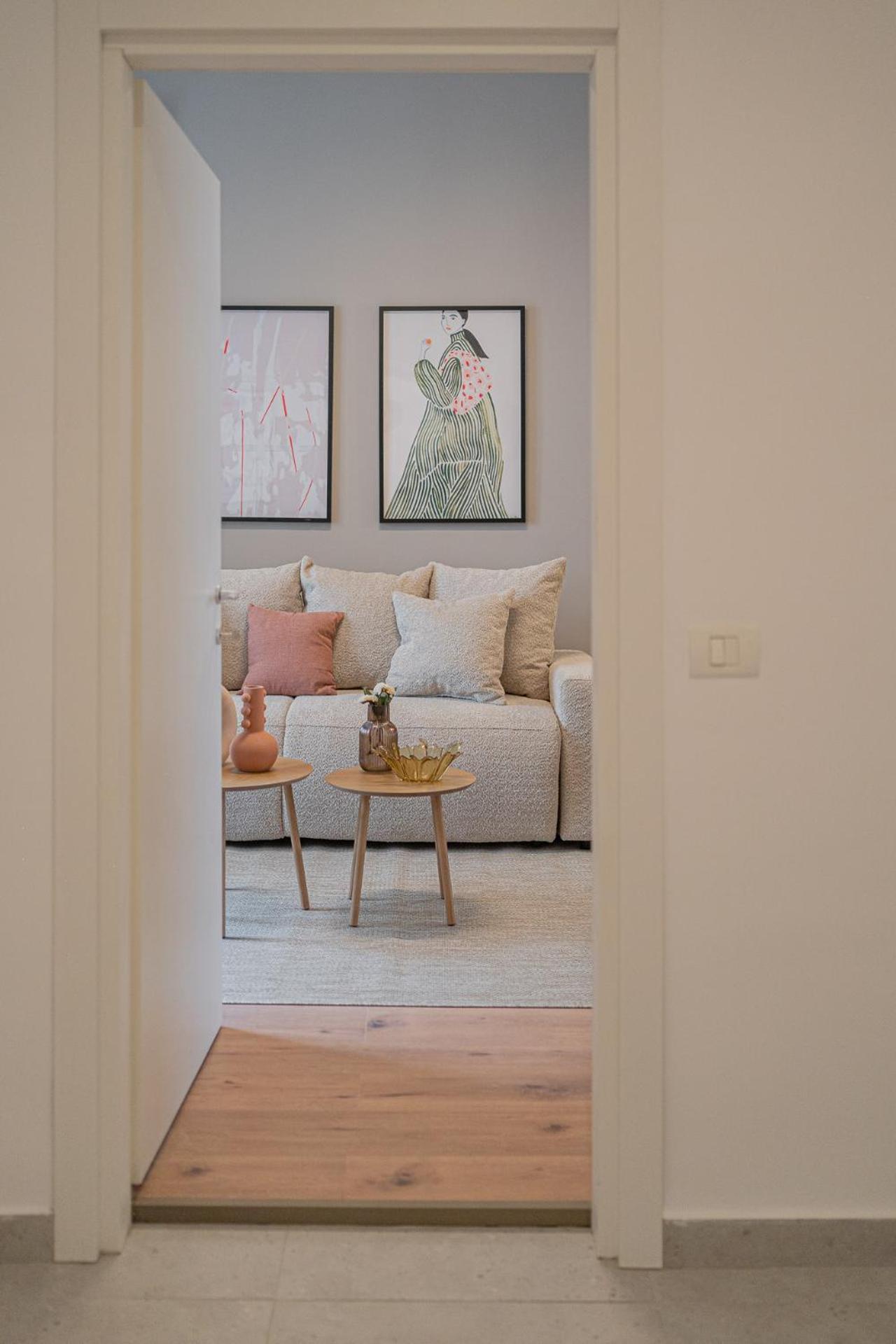 Loggia & Luxe 5Br Penthouse In Universitatii Area Bucharest Luaran gambar